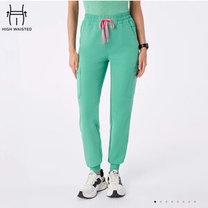 Figs Surgical Green High-Waisted Uman Relaxed Joggers